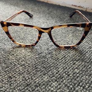 Quay Australia Blueglass glasses